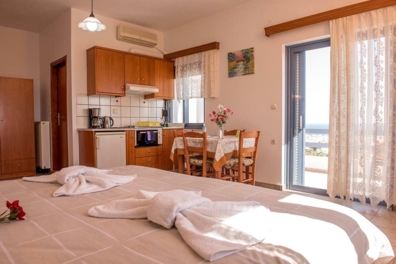פליאוחורה Roula Apartments מראה חיצוני תמונה