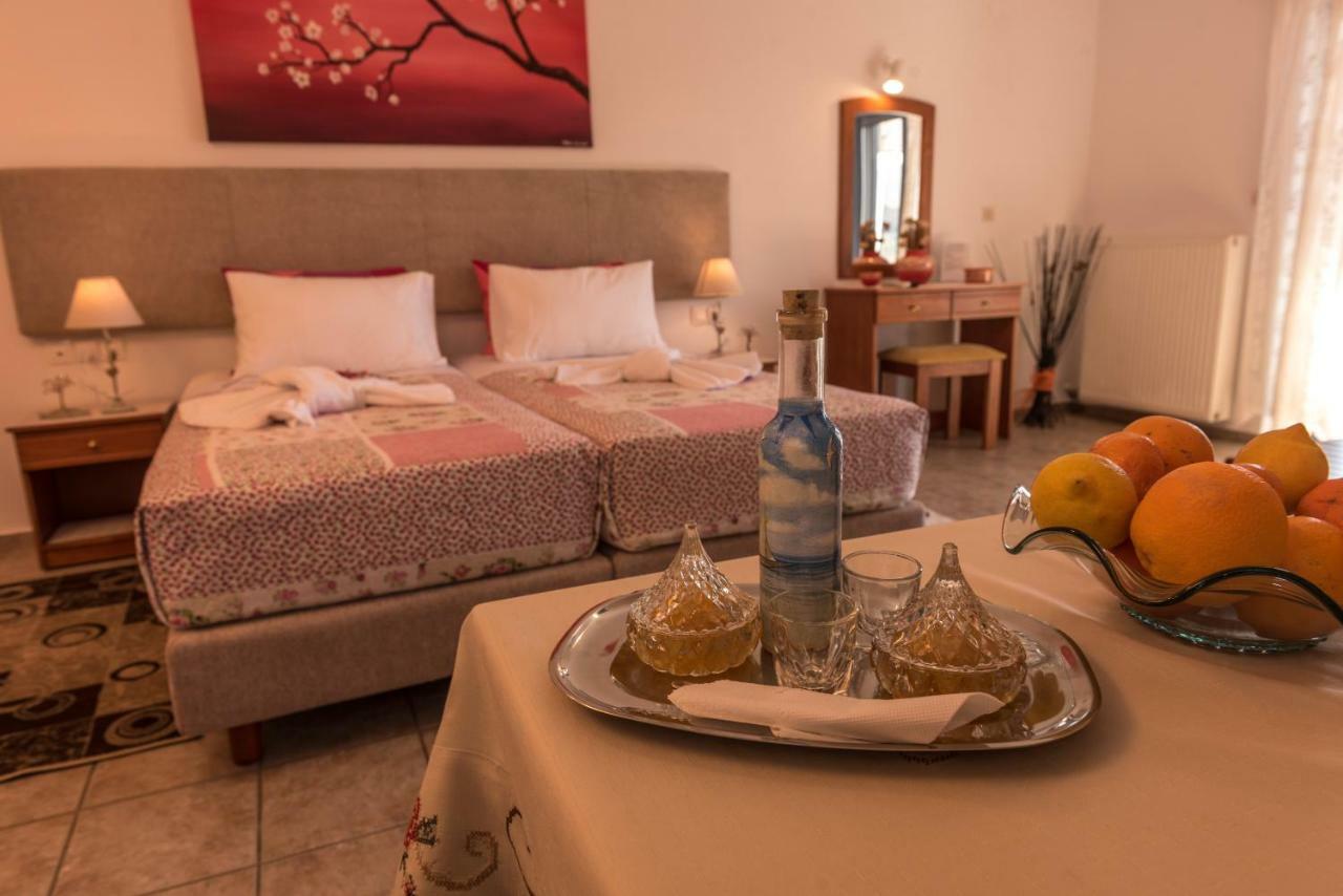 פליאוחורה Roula Apartments מראה חיצוני תמונה